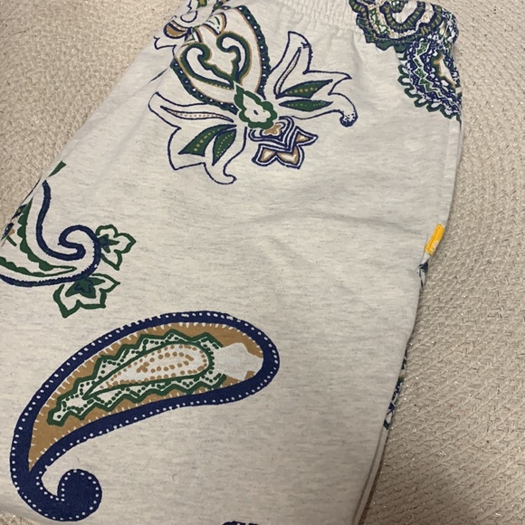Urban outfitters exploding paisley jogging pants new size large - Picture 4 of 6